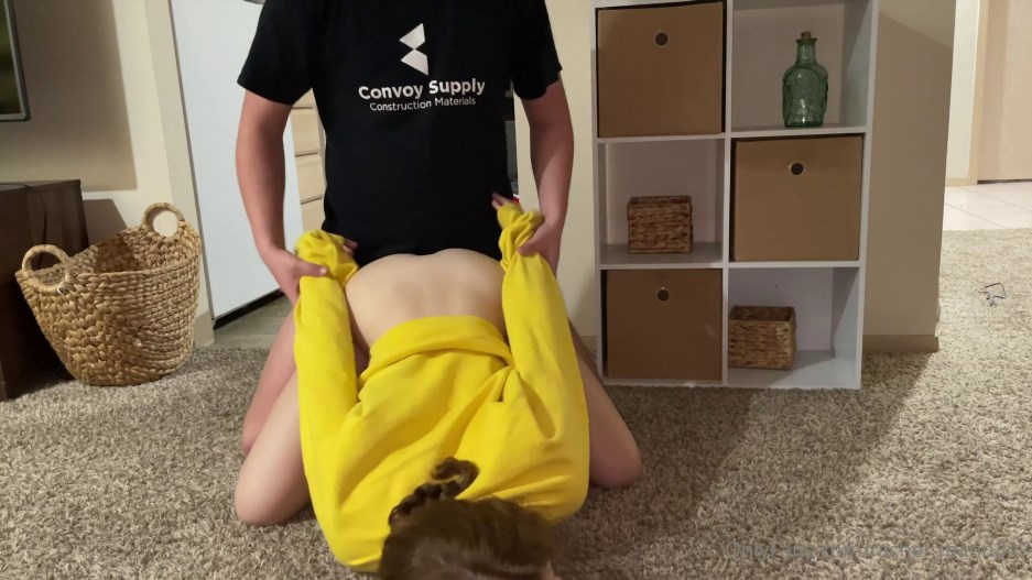 Onlyfans - Rachel Mann s Best Friend Has Sex With Her 1080p FullHD 1080p - 2025